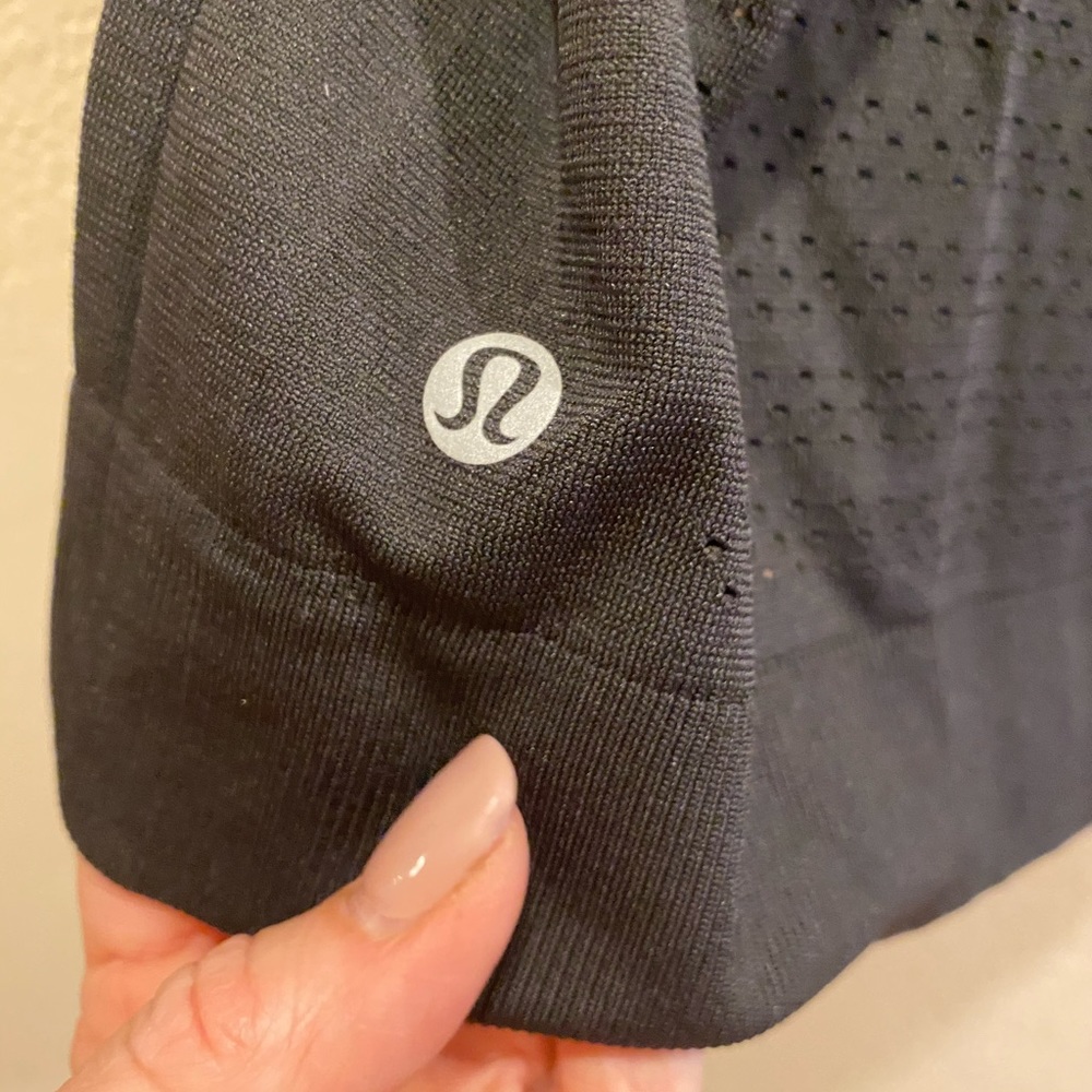 Lululemon Perforated shirt